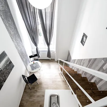 Rio'S Stylish Central Flats-3