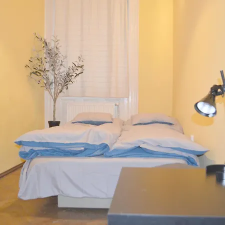 Riverside Danube Guest House-3