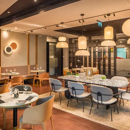 Crowne Plaza Budapest By Ihg-2