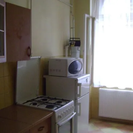 La Fete Flat-2