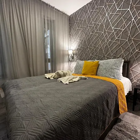 King Apartments-3