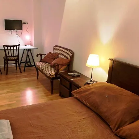 A10 Budapest Center Aparthotel-3