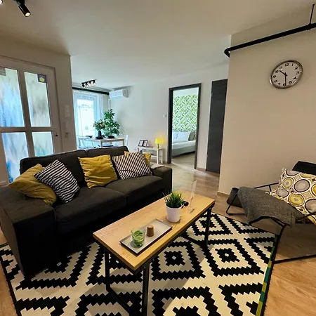 Emerald Apartment-2