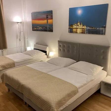 Anabelle Bed And Budapest-2