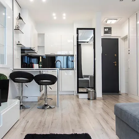 Chill 'N' Joy Boutique Suites-3