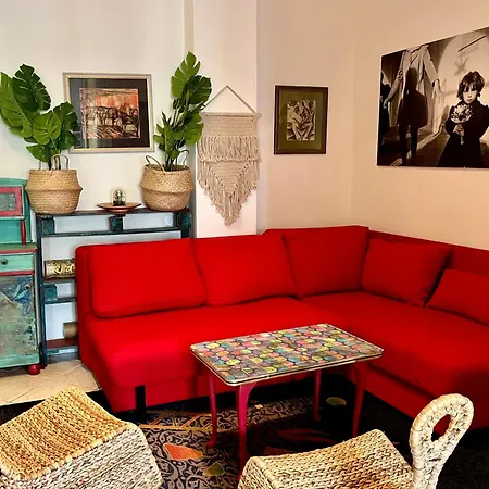 Cosy Art Flat 2-2