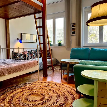 Cosy Art Flat 2-3