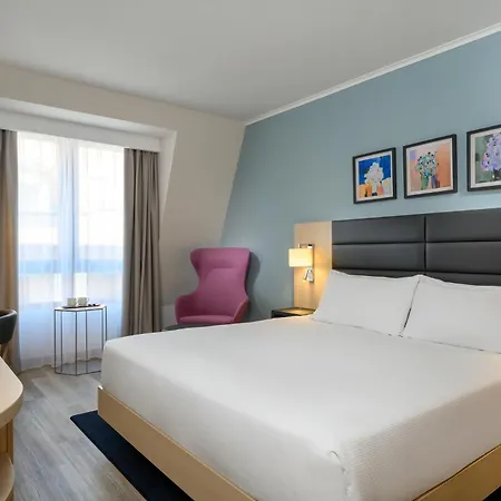 Hilton Garden Inn Budapest City Centre-3