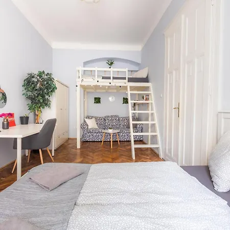 Gellerico Rooms at Horánszky Street-3