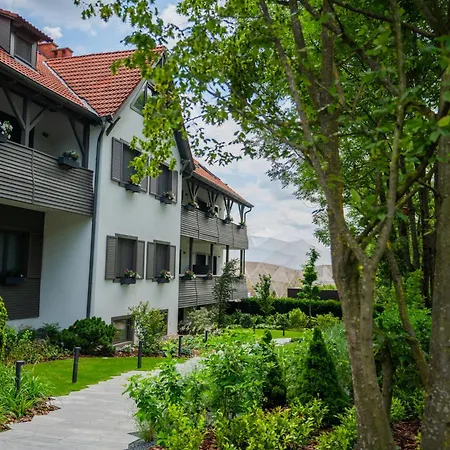Normafa Hotel & Retreat-2