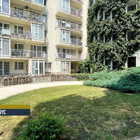 Little Americas Ring Apartments-3