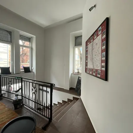 Nomad Rooms & Guesthouse-2
