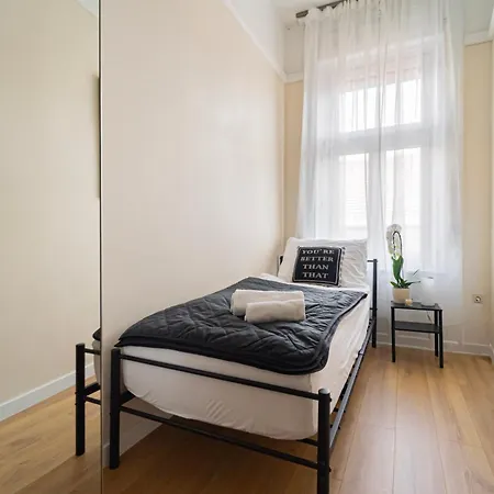 Marton'S Dessewffy Apartments-2