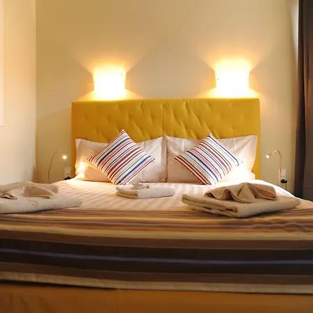 Budapesteasyflat Oktogon Lux-2