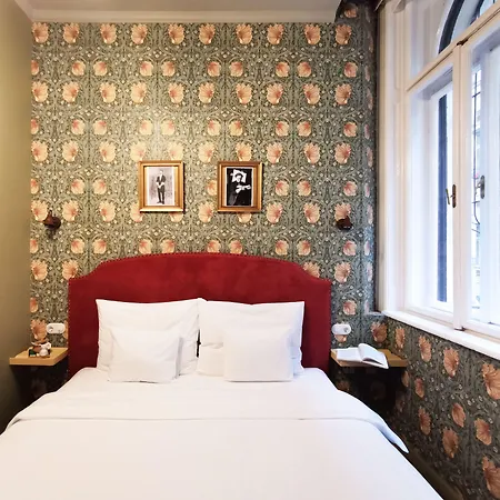 Metropolis Budapest Boutique Hotel-3