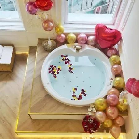 Jacuzzi Loft Budapest-2