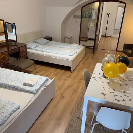 Travel Inn Apartments-3