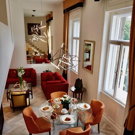 King Street Design Apartment For 12-2