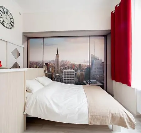 Manhattan Studio-3