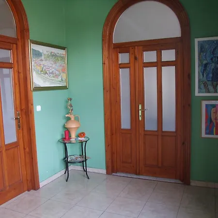 Art Guesthouse-2