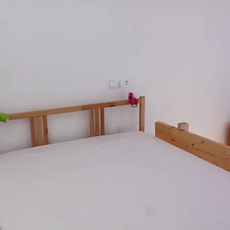Bpm-Comfy Stay Bajcsy-3
