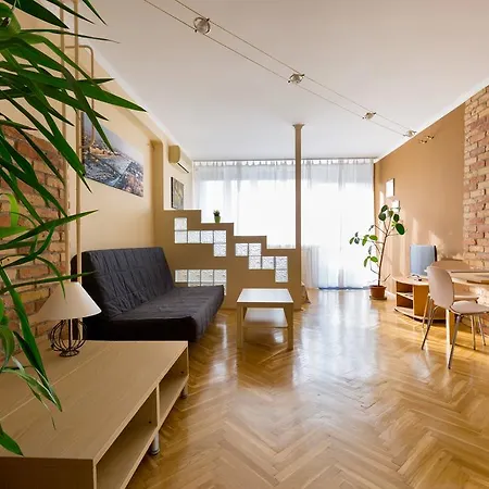 East Station Studios - Baross Home 1 & 2-3