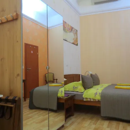 Budapest Guestrooms-3