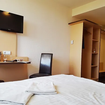 Hotel Pest Inn-2