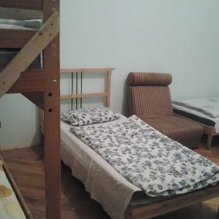 1St Hostel-3