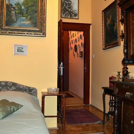 Ferenciek Tere Apartments-3