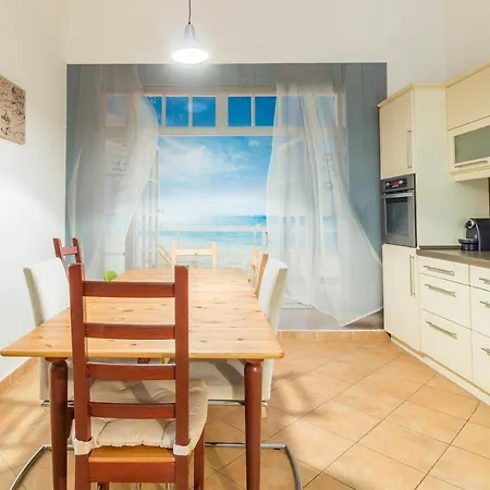 Bessara Apartment-3