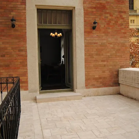 Uttoe Luxury Suites-3