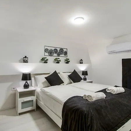 Premium Apartment By Hi5 - Szent Istvan 9-3