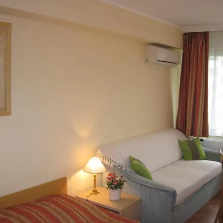 Apartment Buda Budapest-3