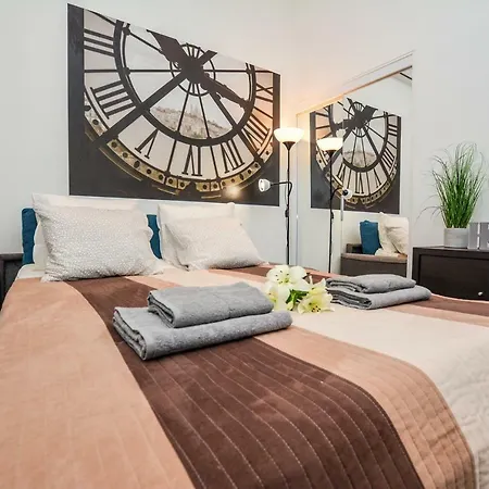 Timeless Apartment With Free Private Parking-2