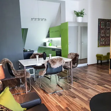 Central Home Budapest-2