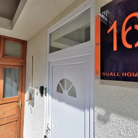 Small Home Budapest Drava-3