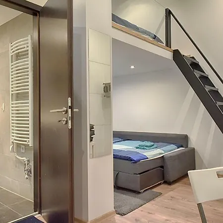 Welcome Home - A Studio Apt In District 7-2