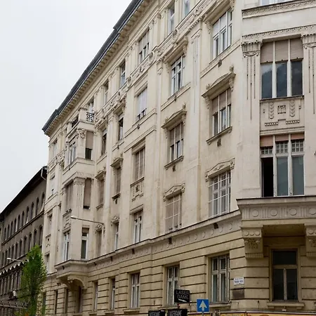 Roland Apartments-3