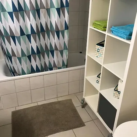 Revay 6 Apartment-3