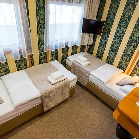 Onriver Hotels - Grand Jules-3
