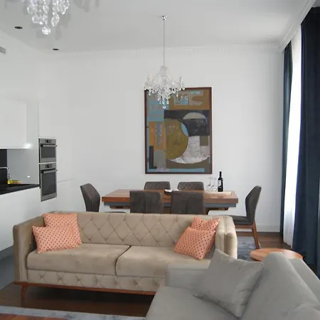 Uttoe Luxury Suites-2