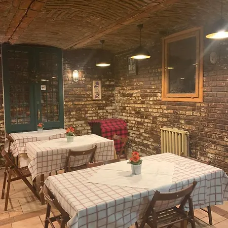 Kis Gellert Guesthouse-2