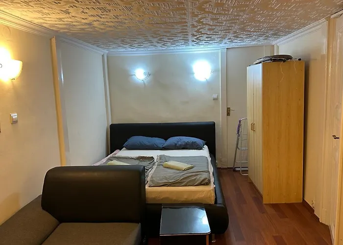 Buda Nyugati Railway Station Hotell Budapest