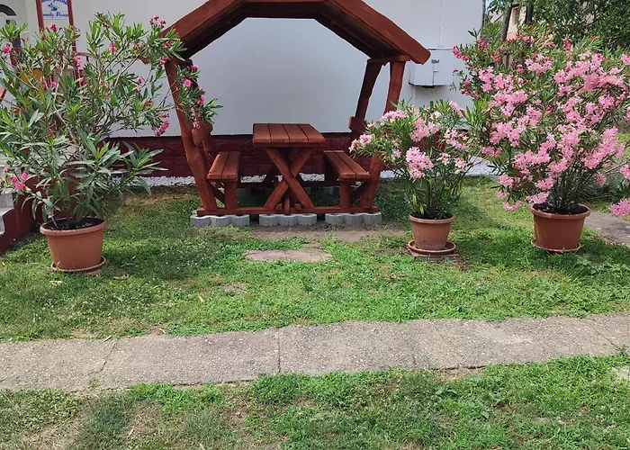 Rakos-Patak Family House Garden & Free Parking Hotell Budapest