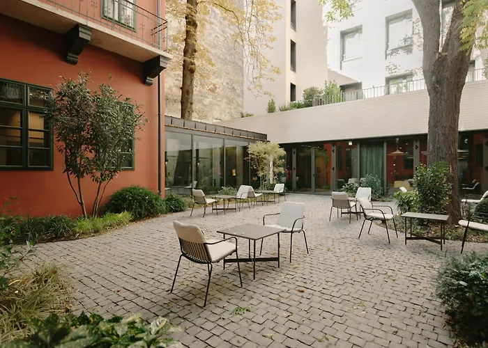 Boho Hotel Budapest - Small Luxury Hotels