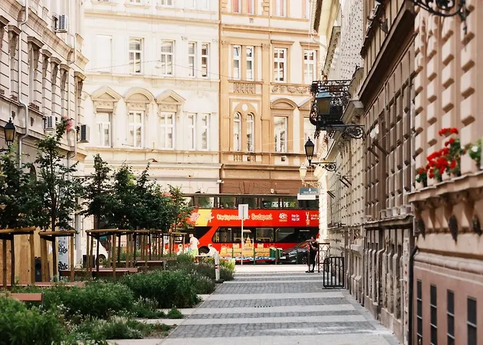 New York Cafe Apartment In Center Budapeste