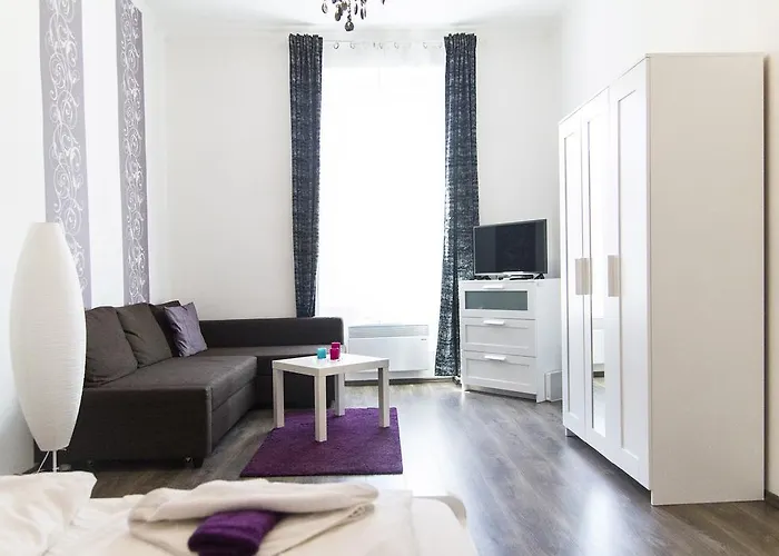 Bright 2Br&Ac Apt At Astoria Budapest
