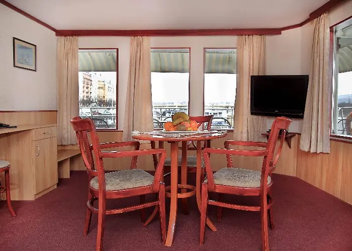 Boat Hostel Fortuna Budapest