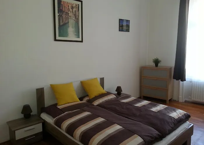 Caterina Private Rooms And Apartments Boedapest
